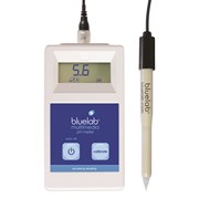 Bluelab Multimedia pH Meter with 6.5ft probe cable, handheld device for accurate pH measurement in hydroponics and gardening.